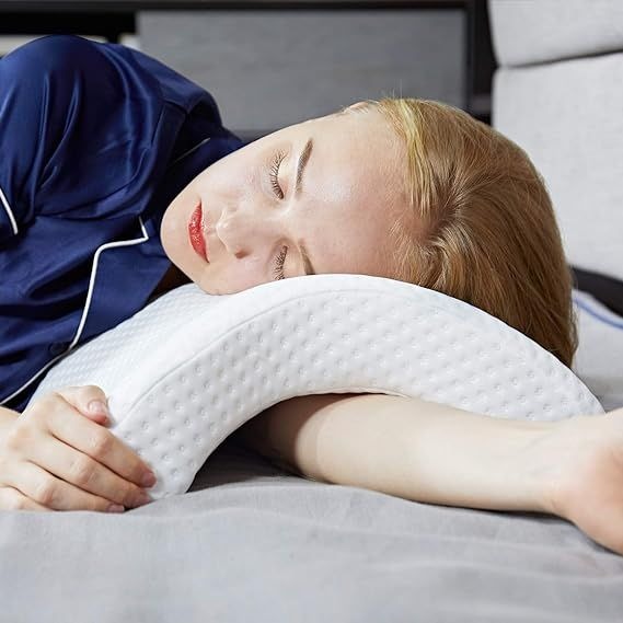 ๐๐ ูุณุงุฏุฉ ุงูุญูุงู โ The Couple's Cloud Pillow | Anti-Arm-Numb Memory Foam Cuddle Pillow